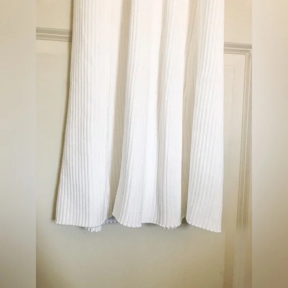 White Ribbed Maxi Dress with Buttons - Picture 14 of 16